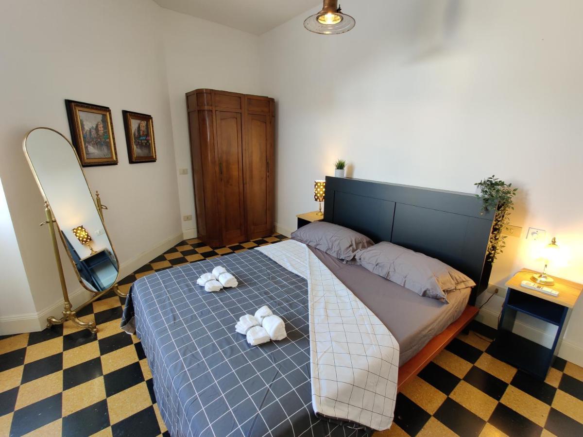 Elegante Trilocale A Milano Apartment Exterior foto