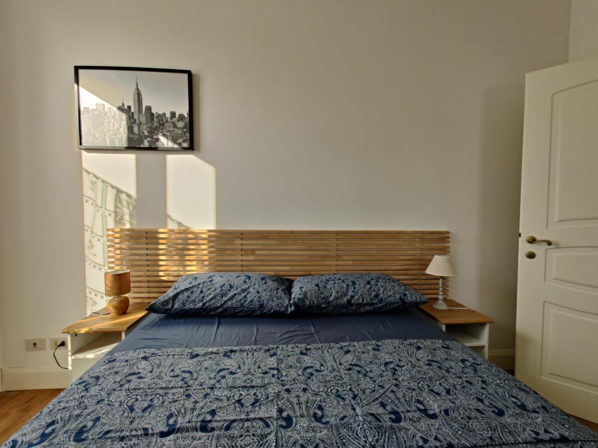Elegante Trilocale A Milano Apartment Exterior foto